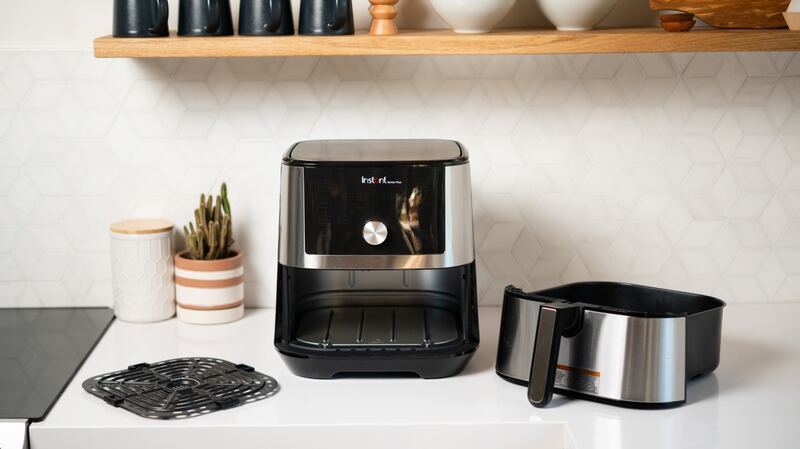 Instant Vortex Plus 6-Quart Air Fryer